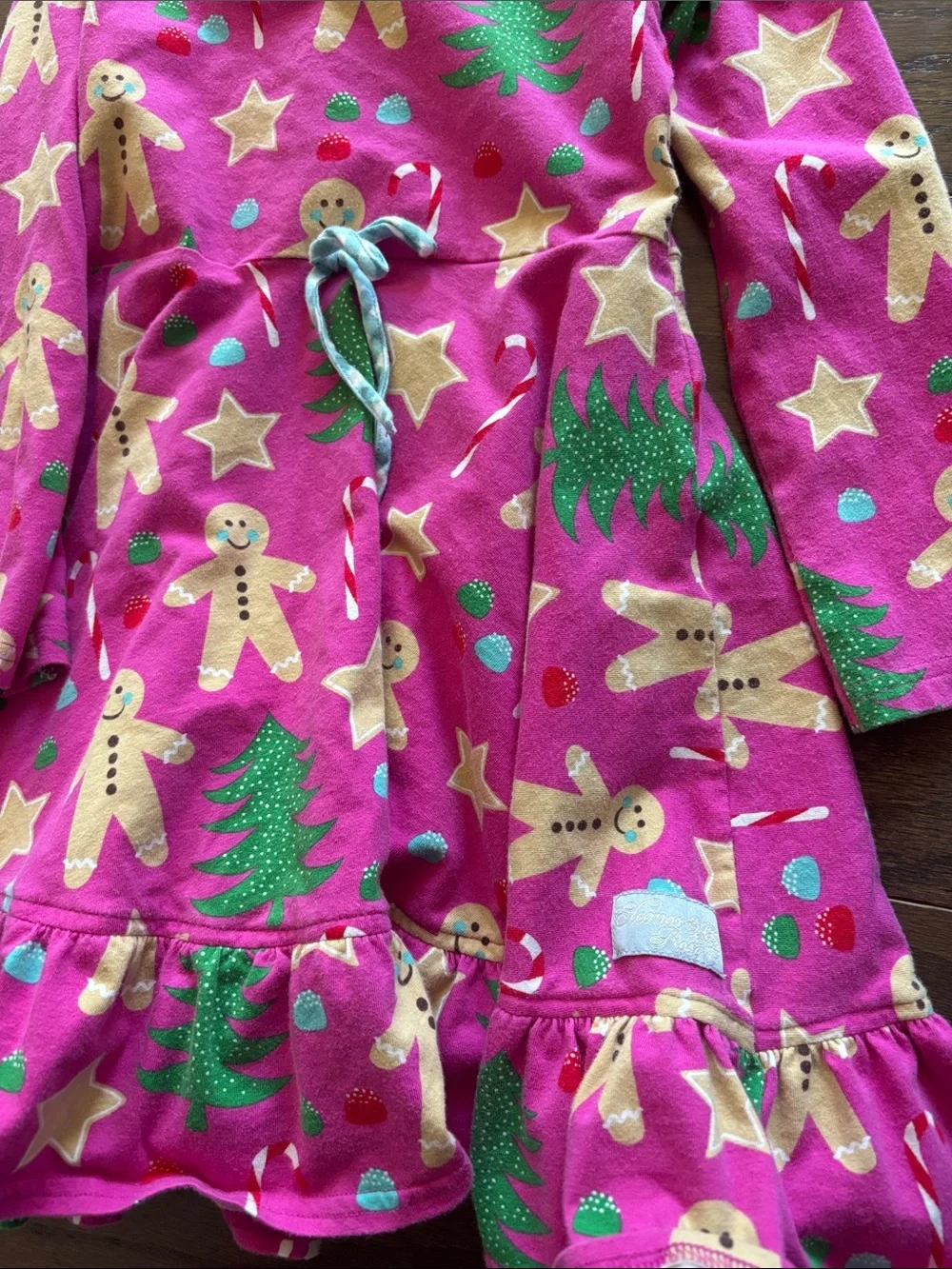 Eleanor Rose festive pink